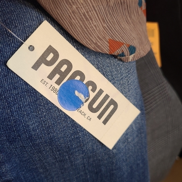 WITH TAGS PACSUN Aztec Print Tie Front Top - Picture 8 of 8